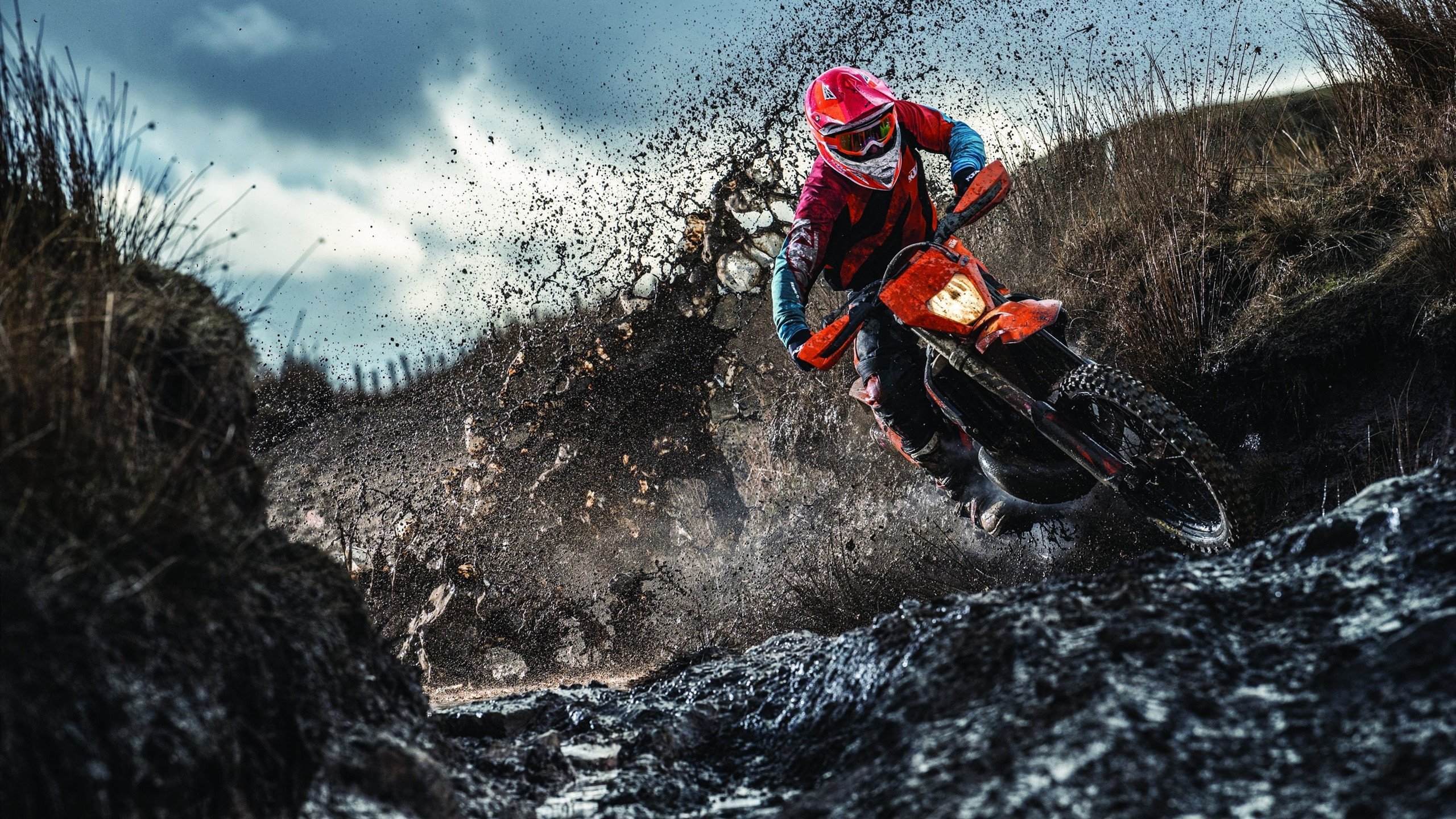 足球智能技术升级，VAR系统再度优化，足球var技术应用